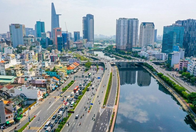 DICH VU RUA XE TAI NHA QUAN 1 TPHCM EZ 2
