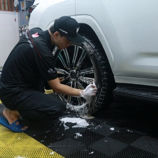 Gói Supreme Hand Wash | Rửa xe detailing siêu sạch Quận 2 - Image 14