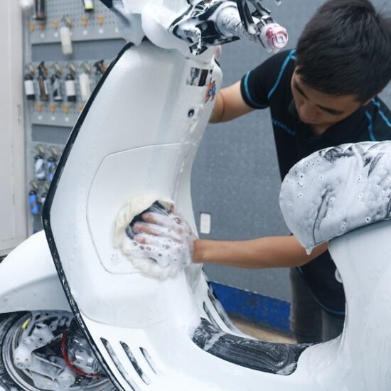 Gói Vespa Revival | Rửa xe Vespa Sprint đúng cách chuẩn detailing - Image 15